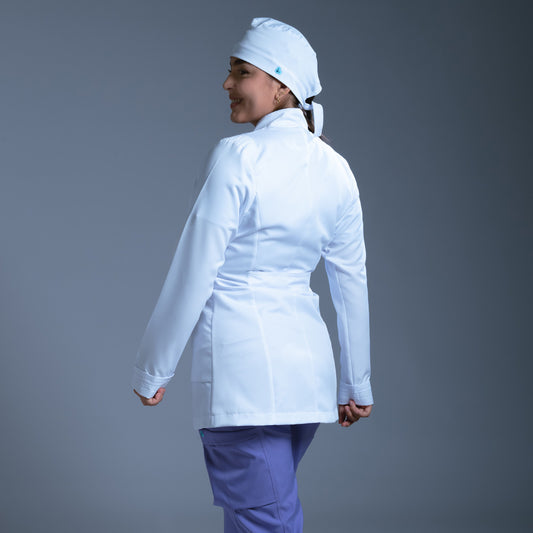 Bata de medicina blanca bacterióloga MD