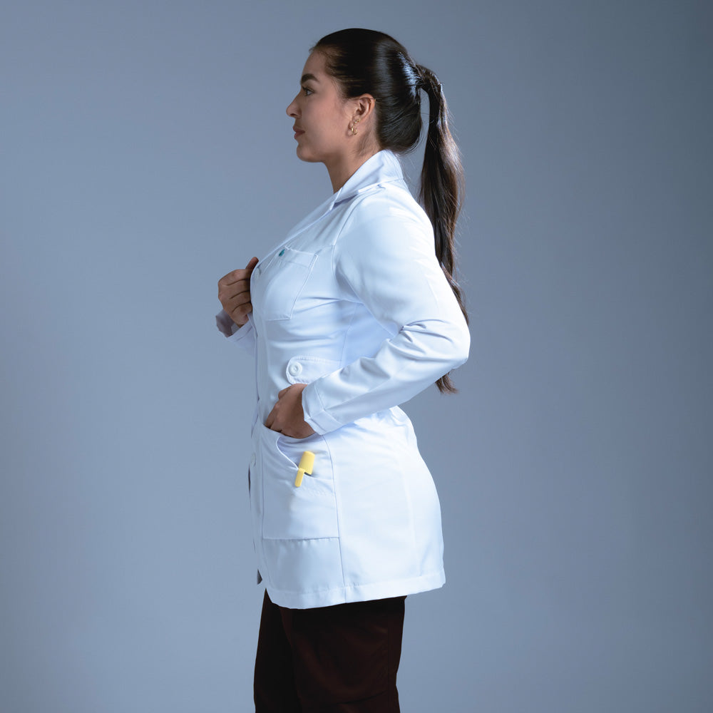 Bata de medicina blanca psicóloga MD