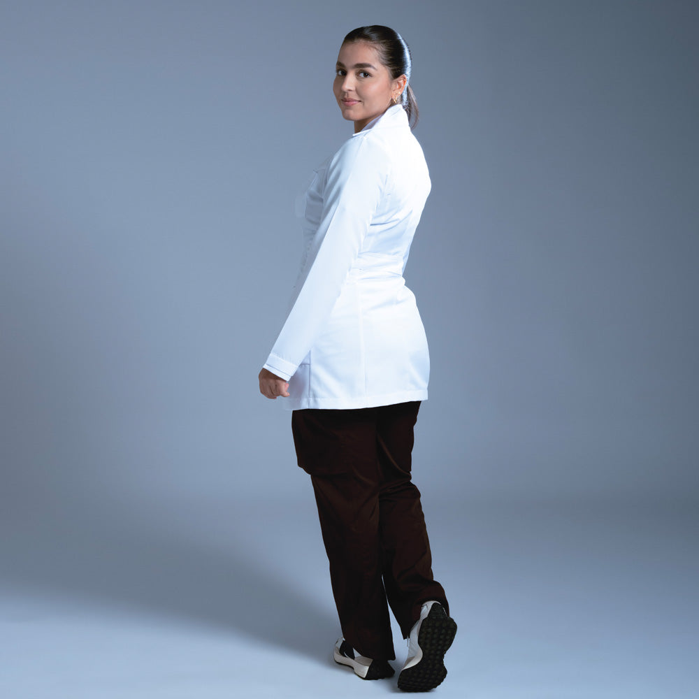 Bata de medicina blanca psicóloga MD