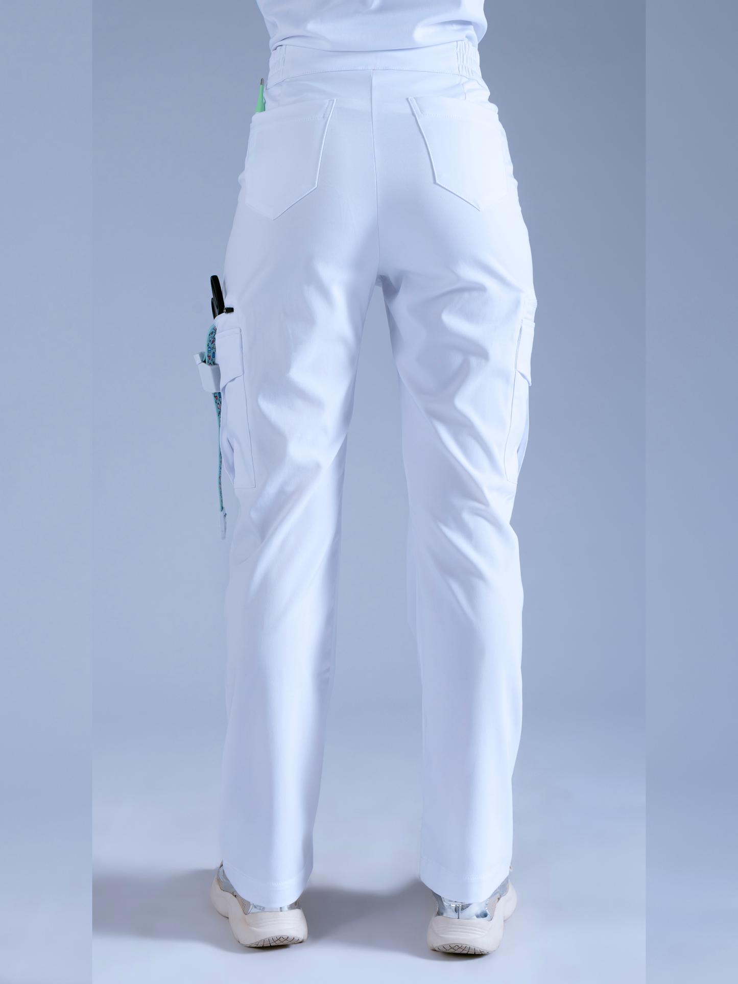 Flexi pantalón blanco L-26 Cargo